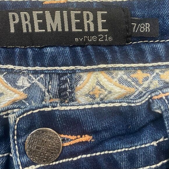 Rue 21 Premiere Mid Rise Boot Cut Jeans Juniors Size 7/8 Regular Embellished - Picture 5 of 7